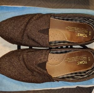 Herringbone Brown Toms